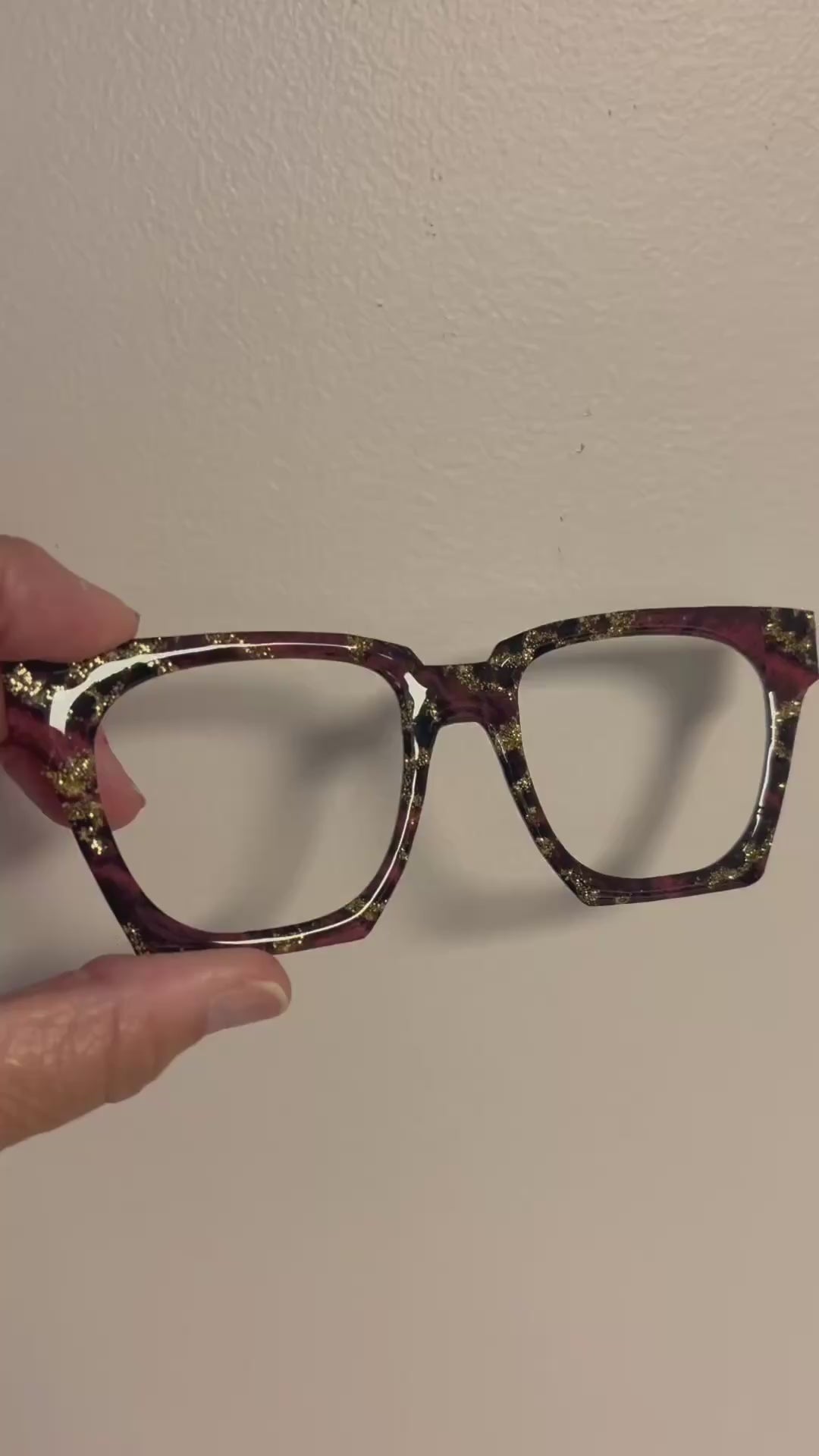 GLAM TORTE  in Burgundy and Gold Glitter Eyewear Toppers, comes with N52 magnets